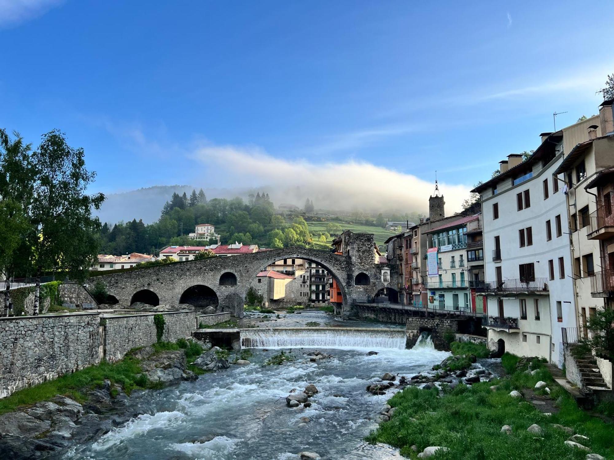 Apartamento Colgante Al Rio Con Vistas Al Puente Camprodon Exterior foto